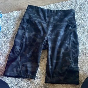 Danskin biker shorts army print